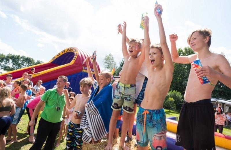 Camping met sportveld epe